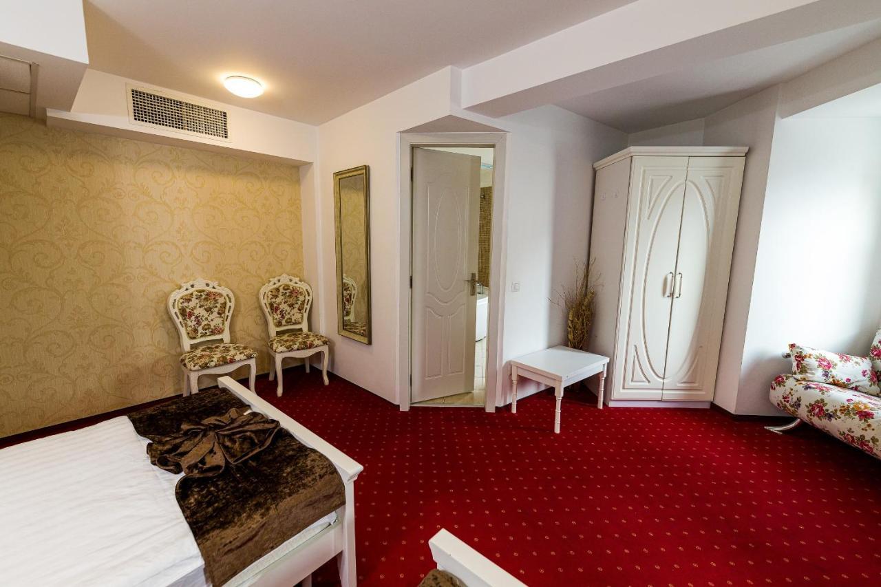 Hotel Helin Central Крайова Экстерьер фото