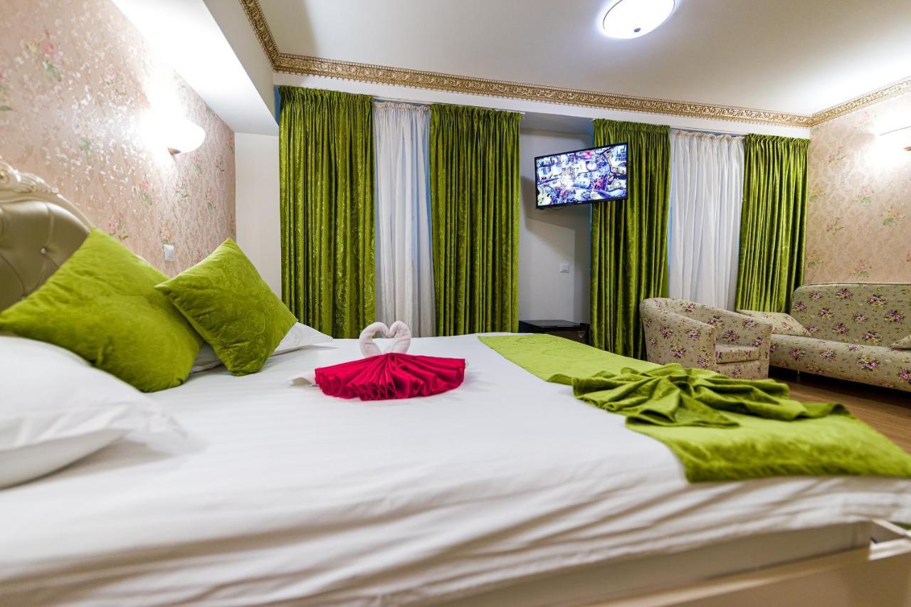 Hotel Helin Central Крайова Экстерьер фото