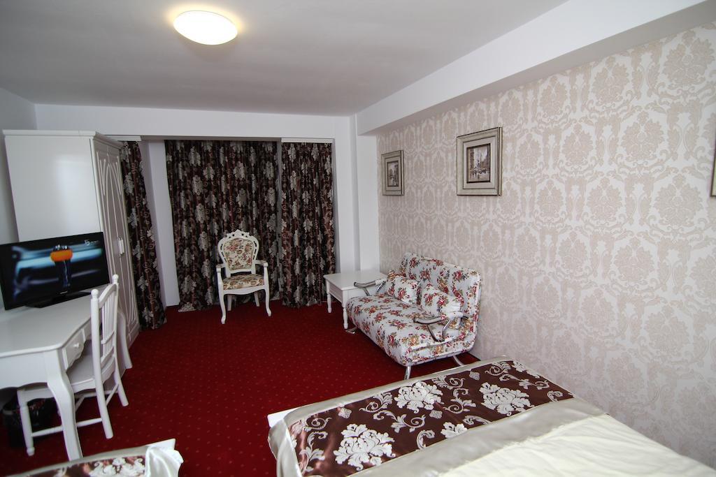 Hotel Helin Central Крайова Экстерьер фото