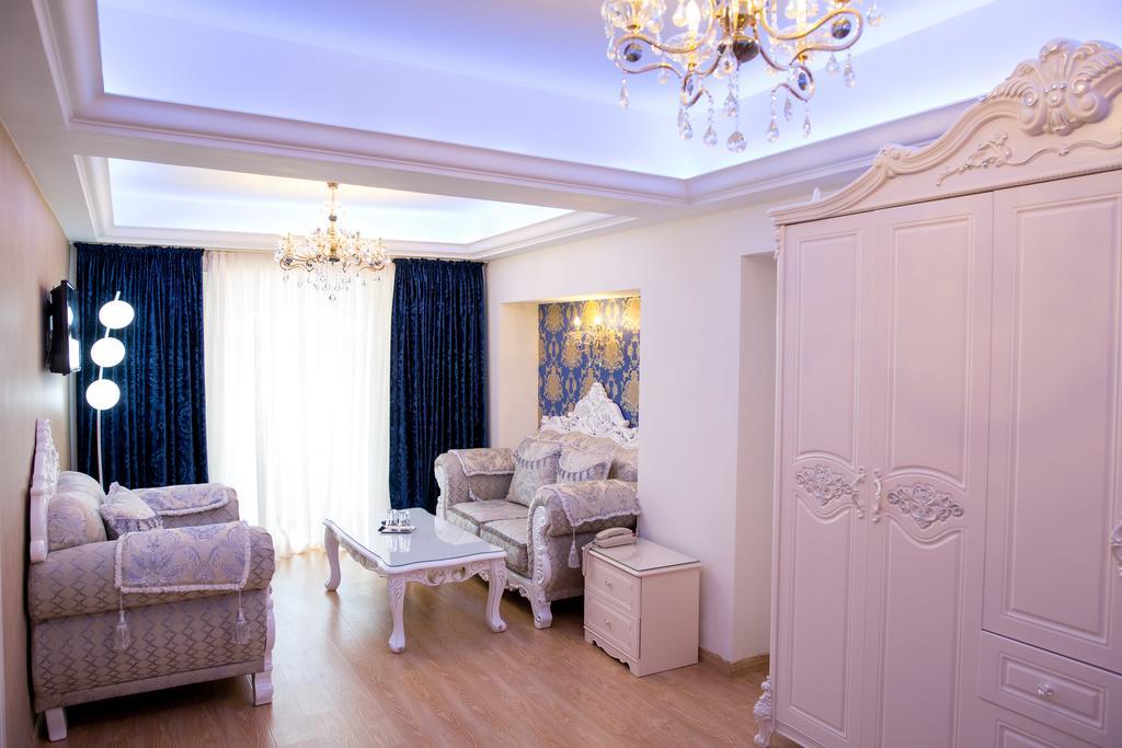 Hotel Helin Central Крайова Экстерьер фото